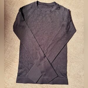 Lulu rest less pullover sz 6